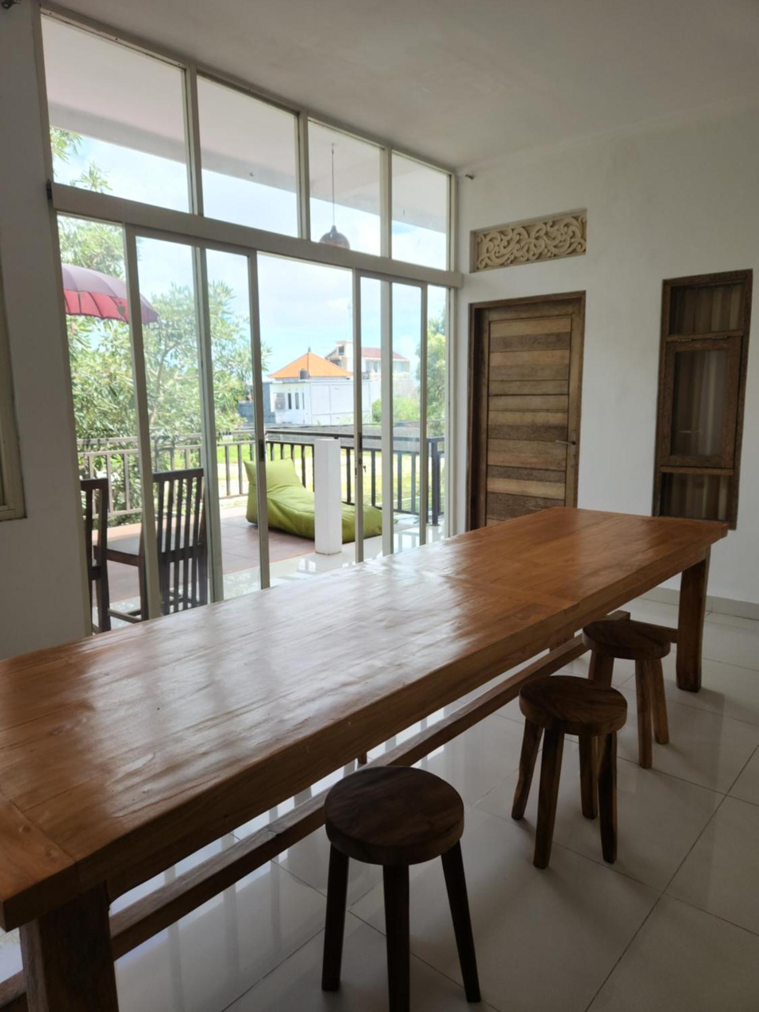 Capricorn Villa Seminyak Buitenkant foto